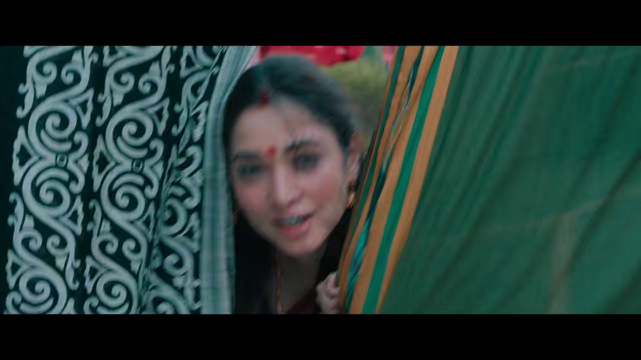Aranmanai 4 (2024) WEB-DL Hindi + Tamil 720p HEVC DDP 5.1 ESub.mkv.0003